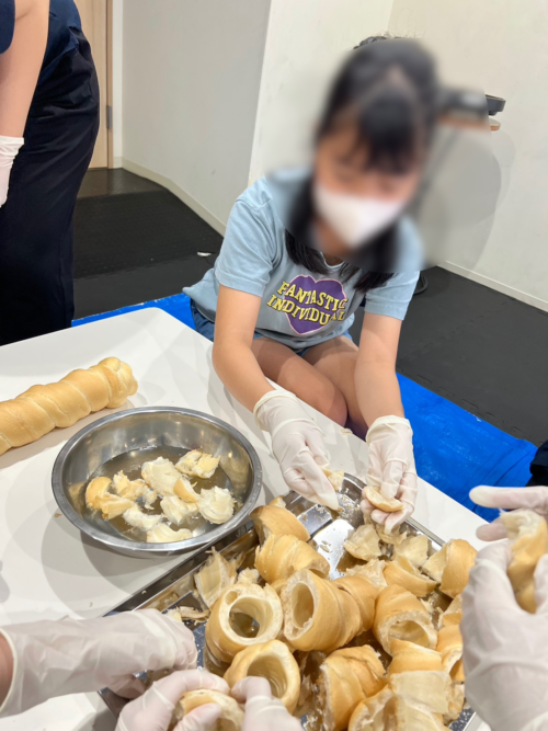 お麩をふやかす様子
